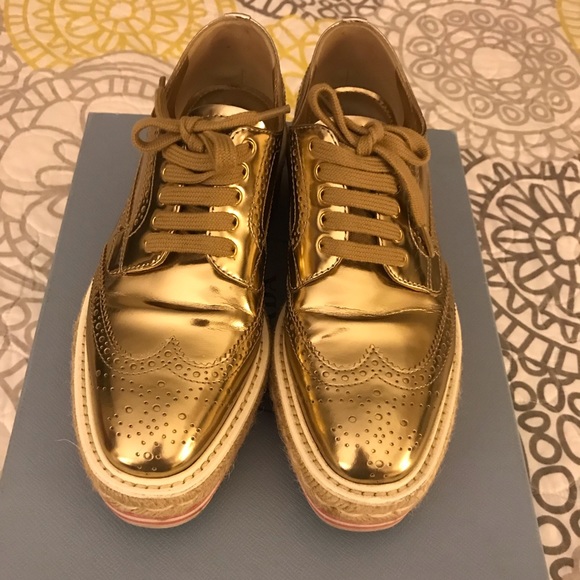 Prada Oxford - Picture 1 of 10